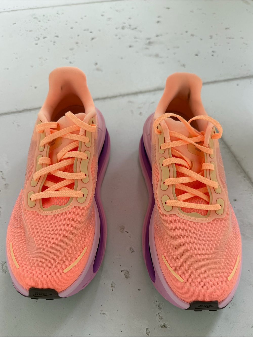 Nike Vomero Premium Road Running Shoes - Picture 5 of 6